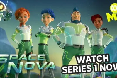 《太空家族英文版》：爆笑宇宙冒险，全家出动欢乐多！